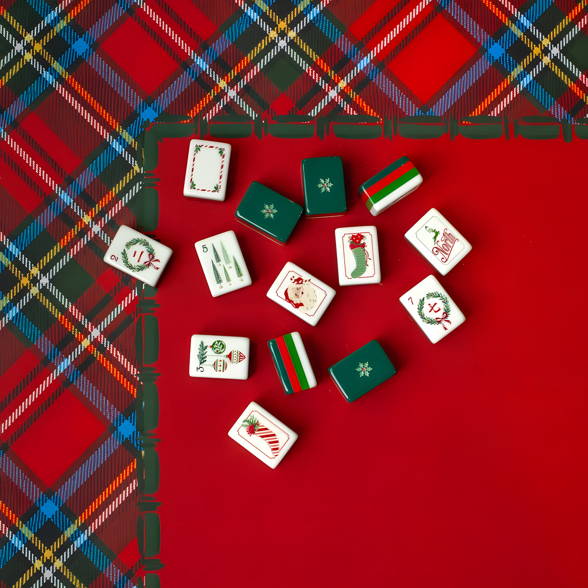 Christmas American Mahjong Set – 160 Acrylic Tiles with Santa, Elf Jokers & Holiday Designs