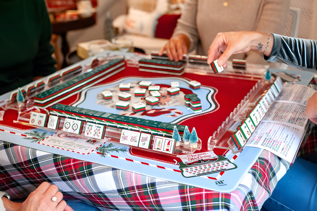 Christmas American Mahjong Set – 160 Acrylic Tiles with Santa, Elf Jokers & Holiday Designs